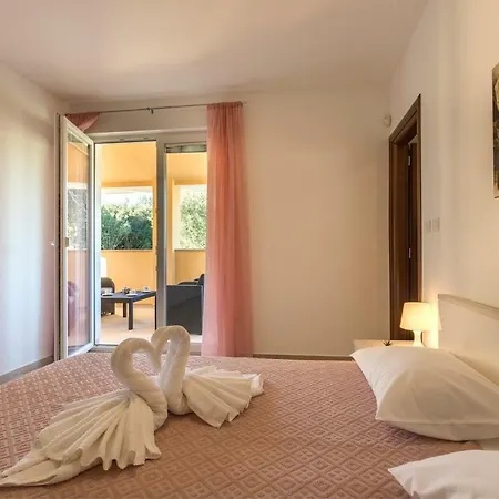 Vita Villa *